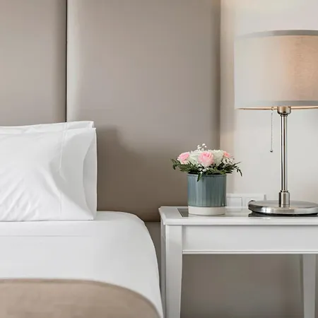 Lisboa Central Park Hotel Suites & Studios-3