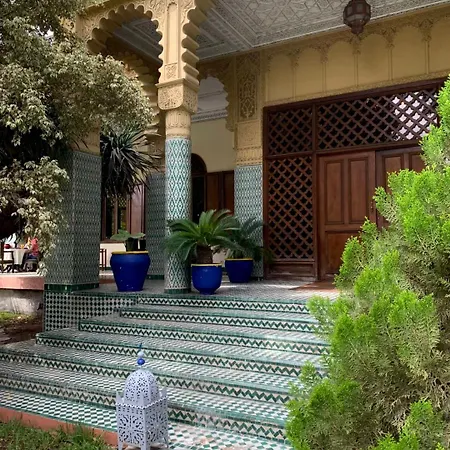 The Red House-2