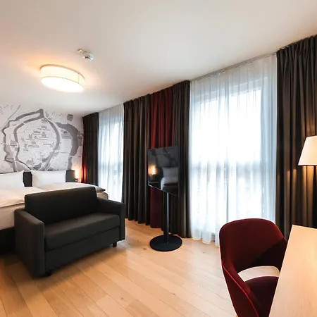 Intercityhotel Luebeck-2