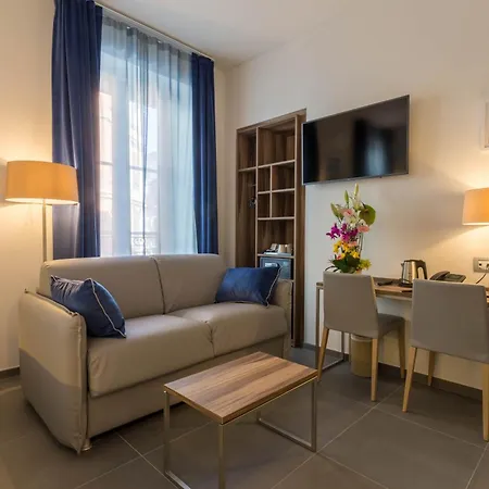 Hotel Nice Azur Riviera-3
