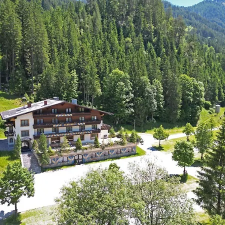 Sporthotel Flachauwinkl-2