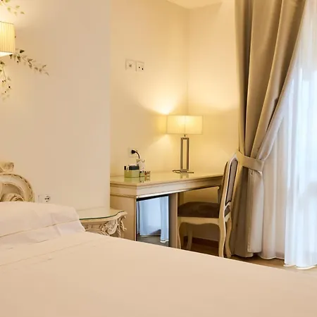 Hotel Art Atelier - Place Of Charme-3