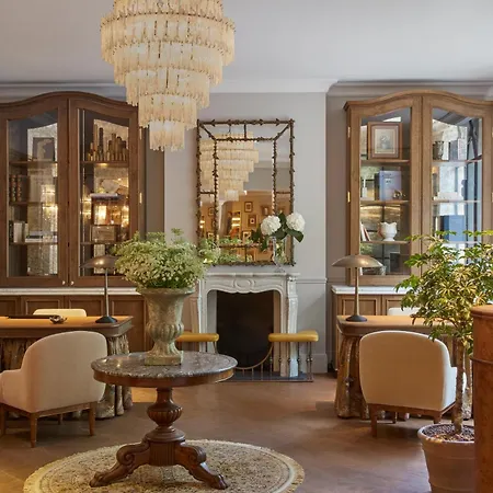 Miiro Le Grand Hotel Cayre-3