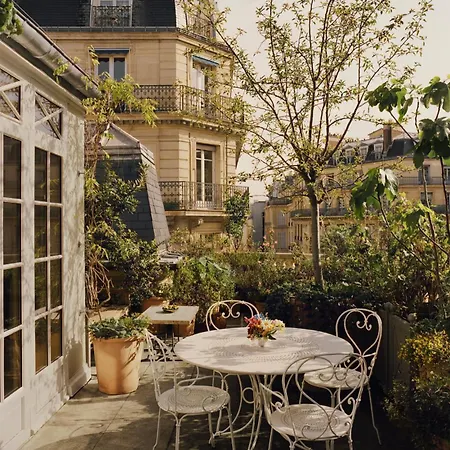 Chateau Voltaire-2