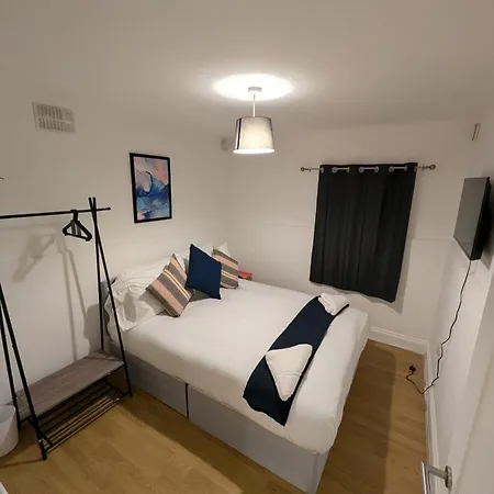 London En-Suite Double Rooms - Leytonstone E11-3