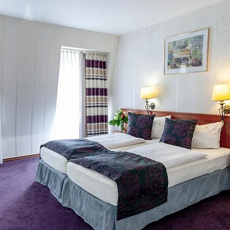 Hotel Germania-3