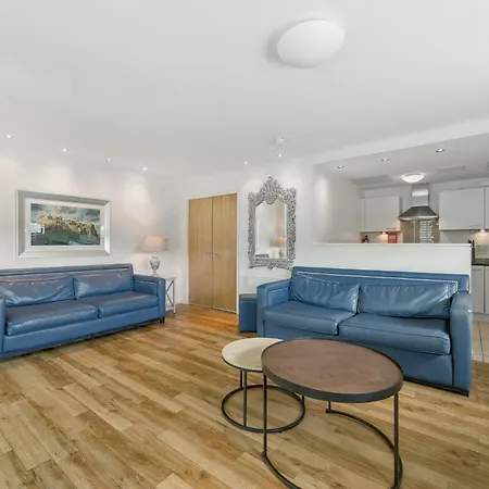 Princes Street Suites-2