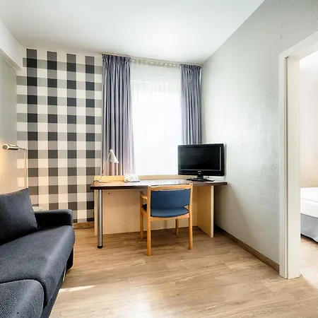 enjoy hotel Berlin City Messe-2