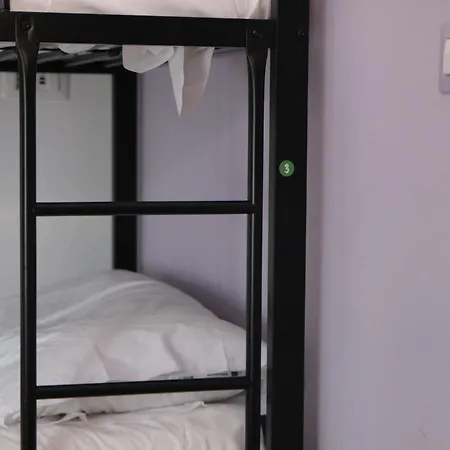 Hostel 3-2