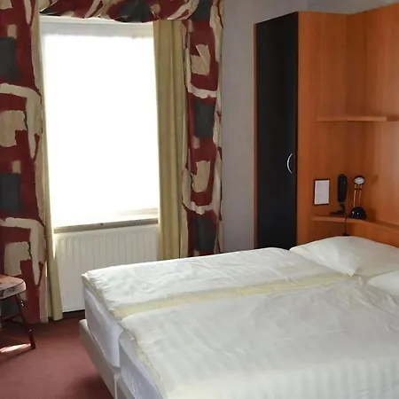 Hostellerie Valckenborgh - City centre&Parking-3