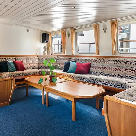 Botel Liza Marleen-3