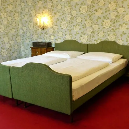 Hotel Hohenstauffen-2
