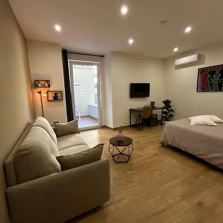 Somnia Luxury Rooms-2