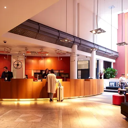 THE MADISON Hotel Hamburg-2
