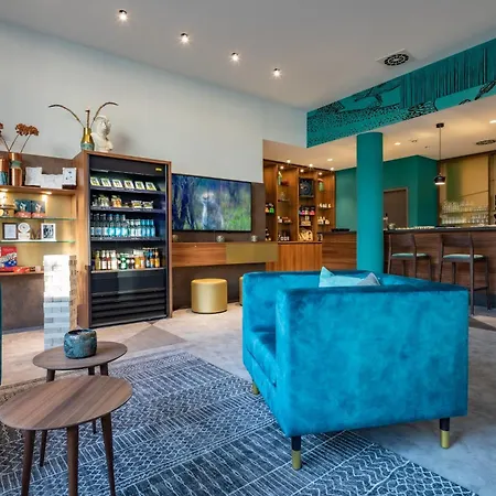 H+ Hotel Luebeck-2