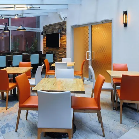 Fairfield Inn & Suites By Marriott New York Manhattan/Chelsea-2