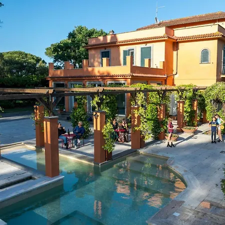 Hero's Garden Relais-3
