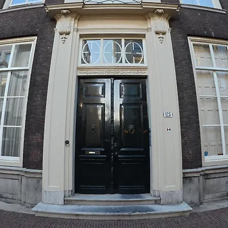 Royal Rooms Dordrecht-3