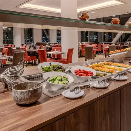 Plaza Premium Almere-3
