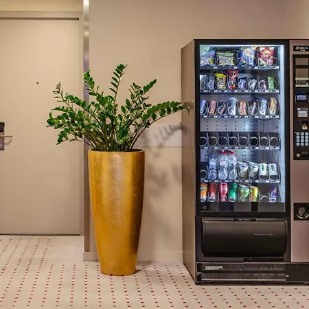 Best Western Plus Plaza Den Haag City Center-3