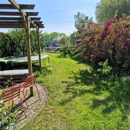 Het Huis Met De Groene Deur-3