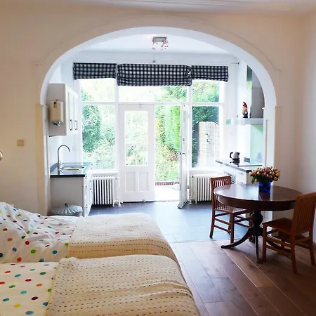 Bed & Breakfast Walenburg-2