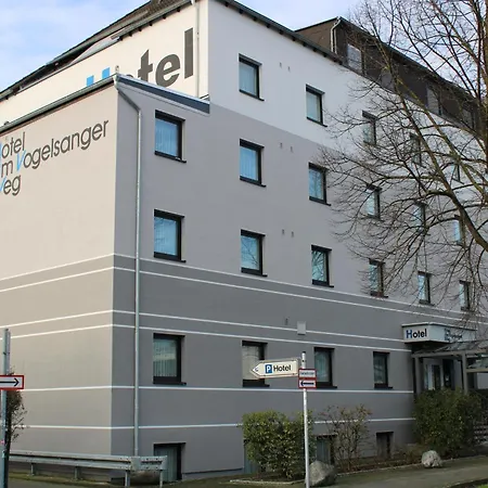 Hotel Am Vogelsanger Weg-2