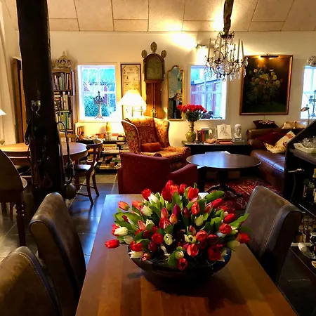 The Black Horse B&B & More-3