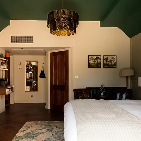 Coach & Horses Hotel-2