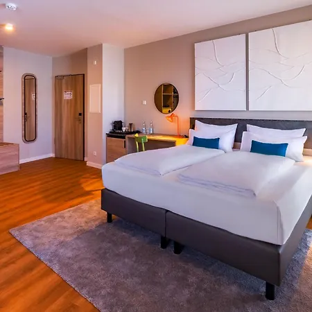 Ramada Encore By Wyndham Munich Messe-2