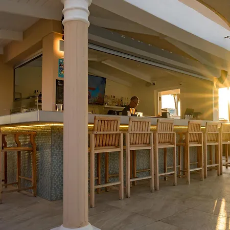 Merakii Seaview Escape Curacao-3