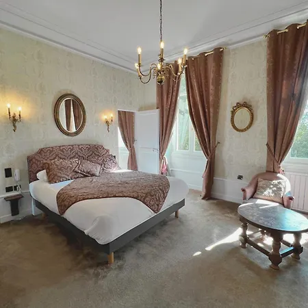 Chateau De Challanges-2