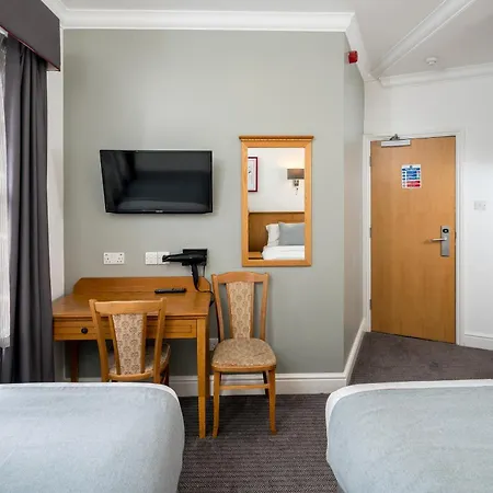 Oyo Townhouse New England, London Victoria-2