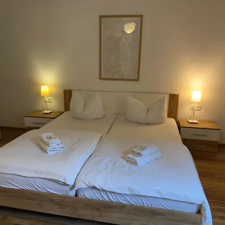 Hotel "Zur Schoenen Aussicht"-3