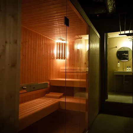 Zero Box Lodge Porto-2