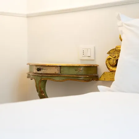 Residenza Conte di Cavour&Rooftop - dBe Hotels-3