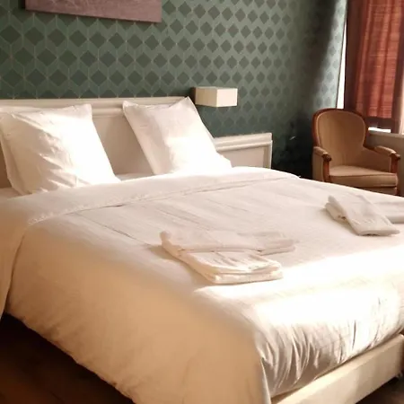 Hotel La Pomme D'Or-2