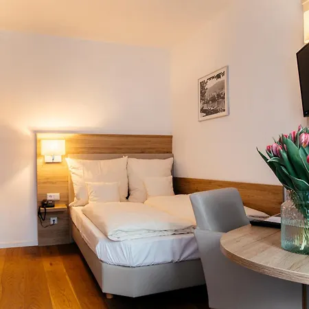 Hotel Perkeo-2