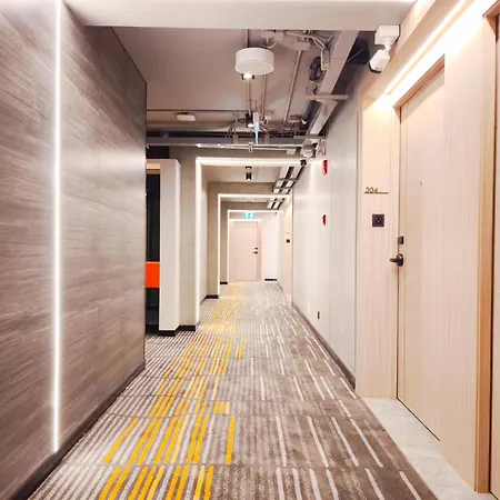 Citichic Sukhumvit 13 By Compass Hospitality - Newly Renovated-3