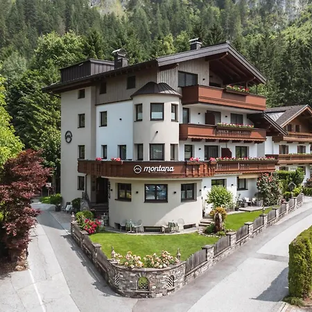 Montana Apartments Mayrhofen-3