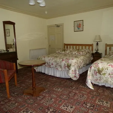 Averon Guest House-2