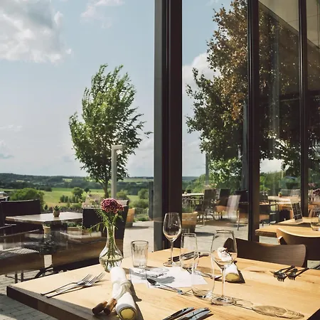 LÖSS Wijnhotel en Smaaklokaal-3