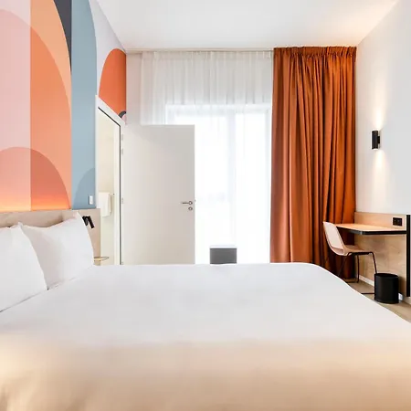 B&B Hotel Luxembourg Centre Cloche D'Or-3