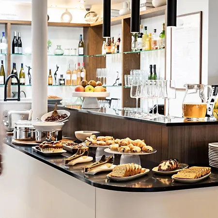 Best Western Premier The Blake Paris Gare Saint Lazare-3