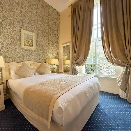 Baggot Court Townhouse-3