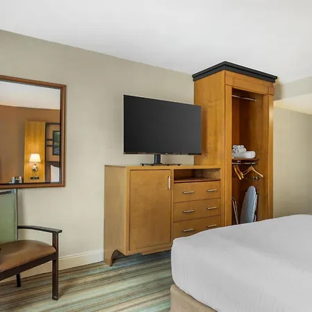 Best Western Queens Gold Coast-2