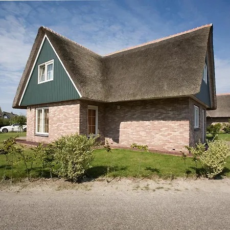 Beach Resort Makkum-3