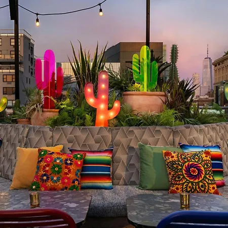 Moxy Nyc East Village-2