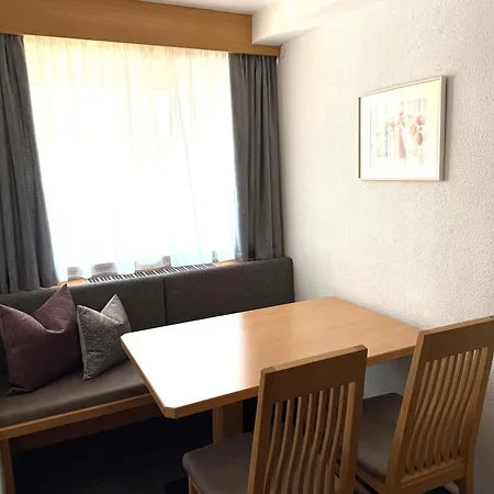 Hotel Garni Ehrenreich-2