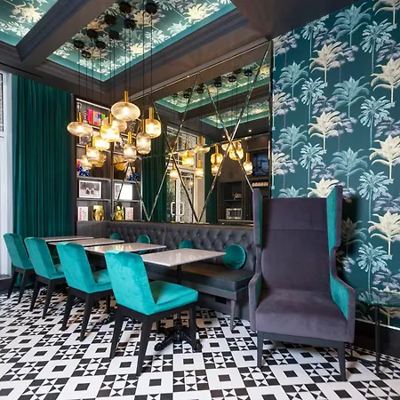Brit Hotels Earls Court-3